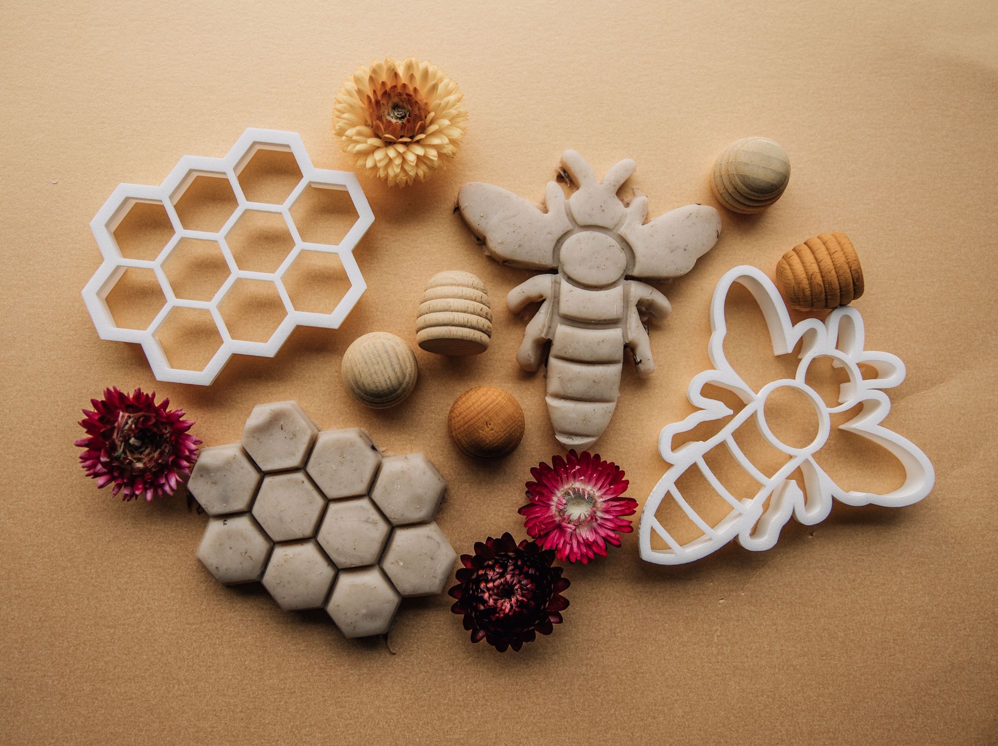 Bee Bundle Inspired Childhood 