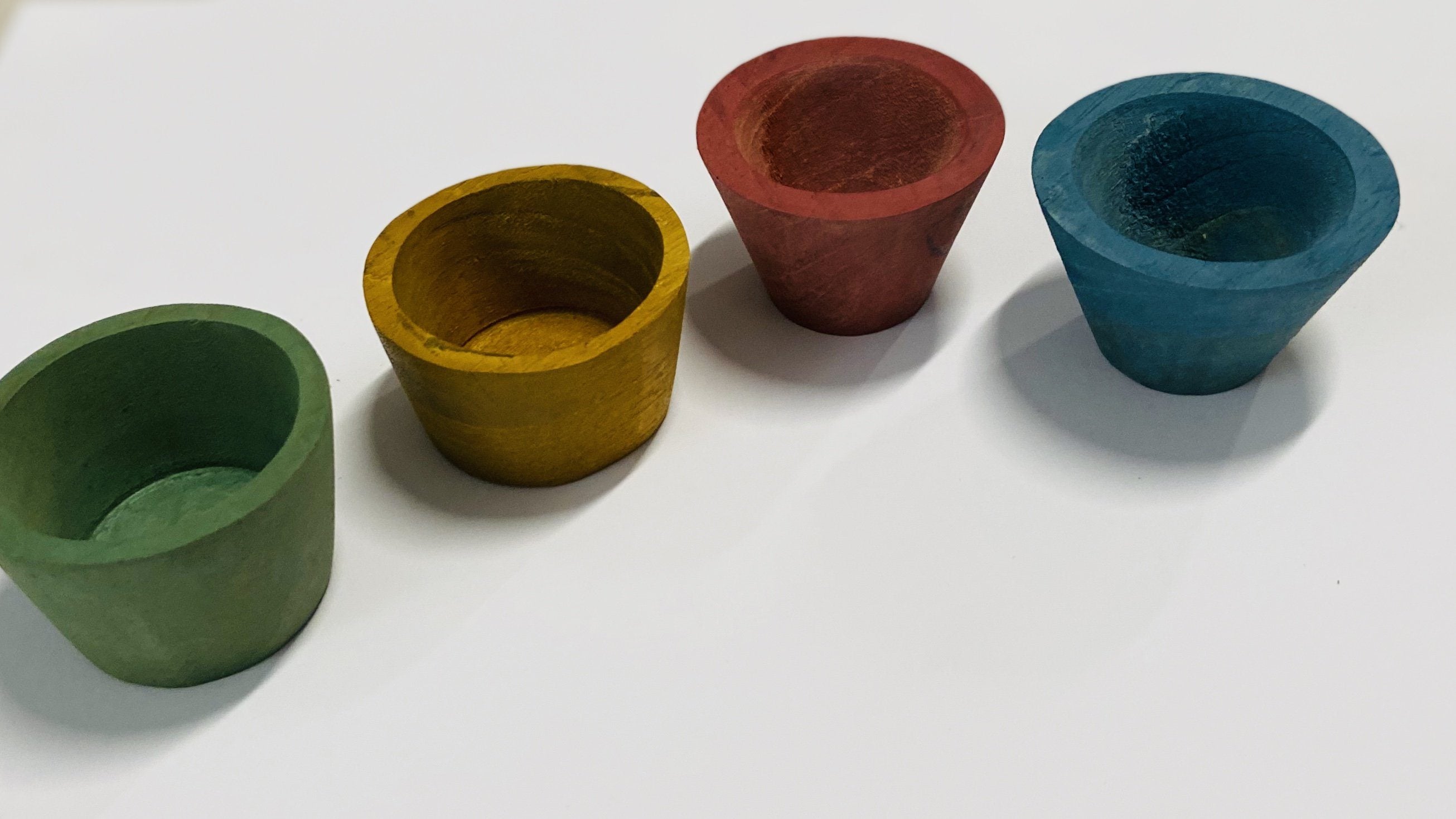 Handmade Earth Coloured Wooden Bowls Set of 4 Colours of Australia 