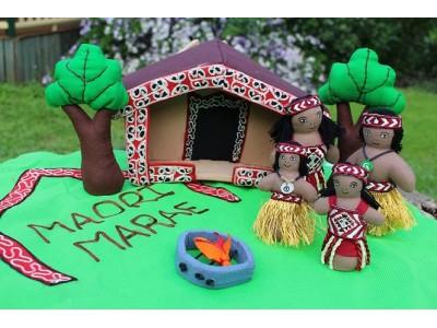 Maori Village Set Siham Craft 